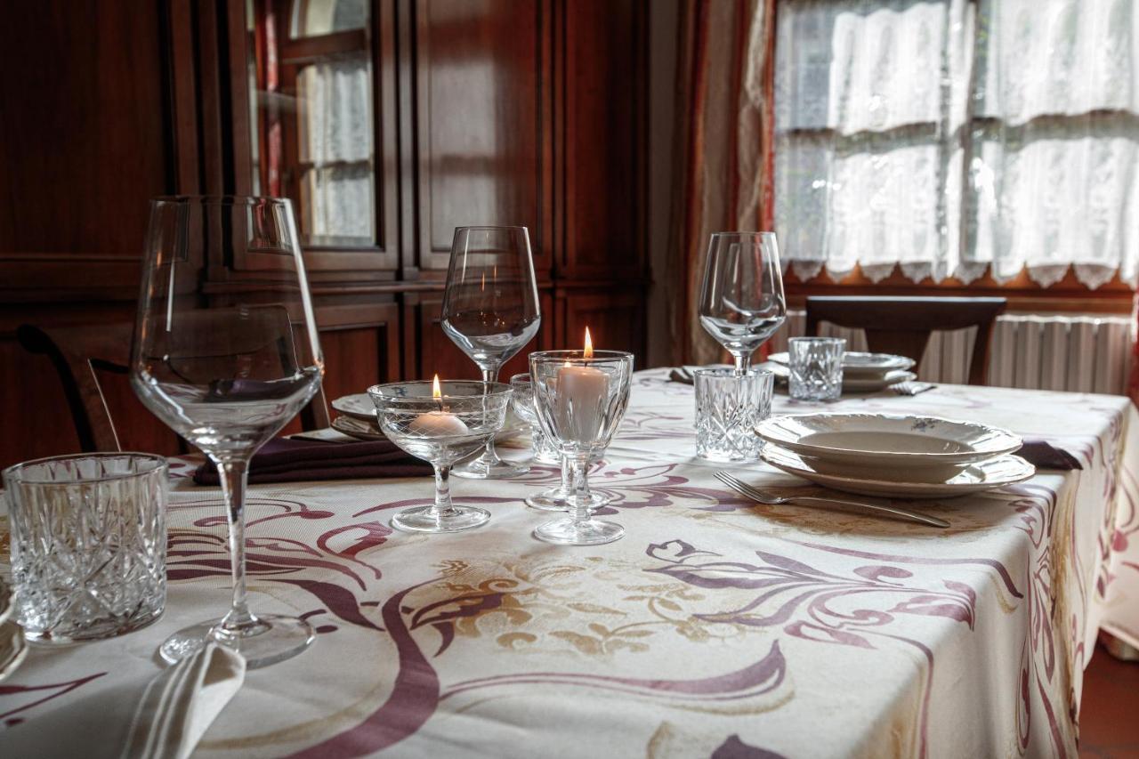 Il Como' Della Civetta - Taverna “La Fenice” Stazzona Exterior foto